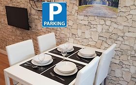 Apartamento El Carmen Con Parking Gratis